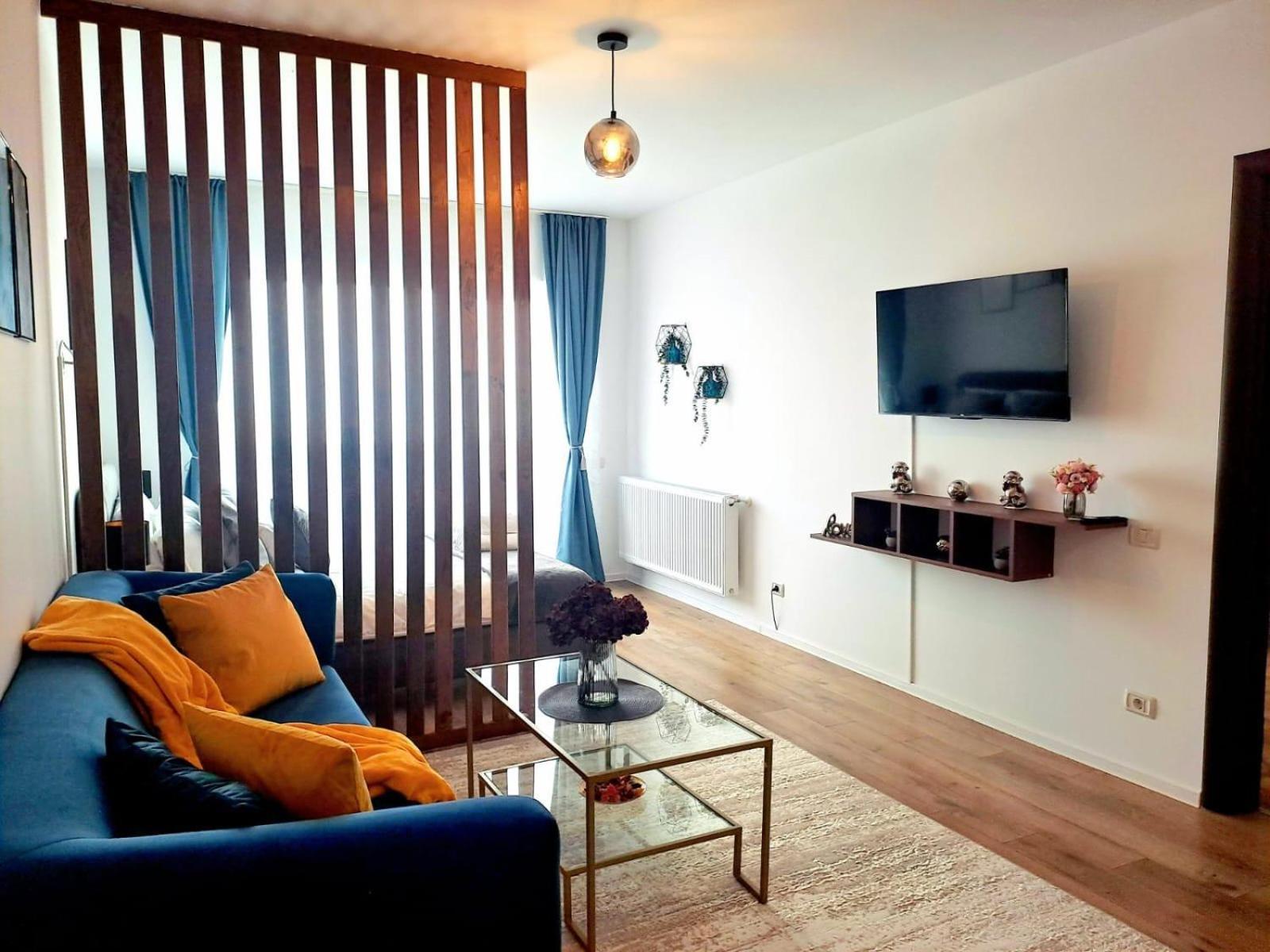 Mountain Breeze Luxury Apartment Ac & Parcare Privata Brasov Exterior photo